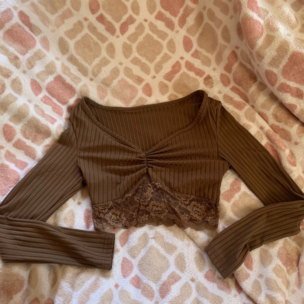Brown Lace Trim Ribbed Top